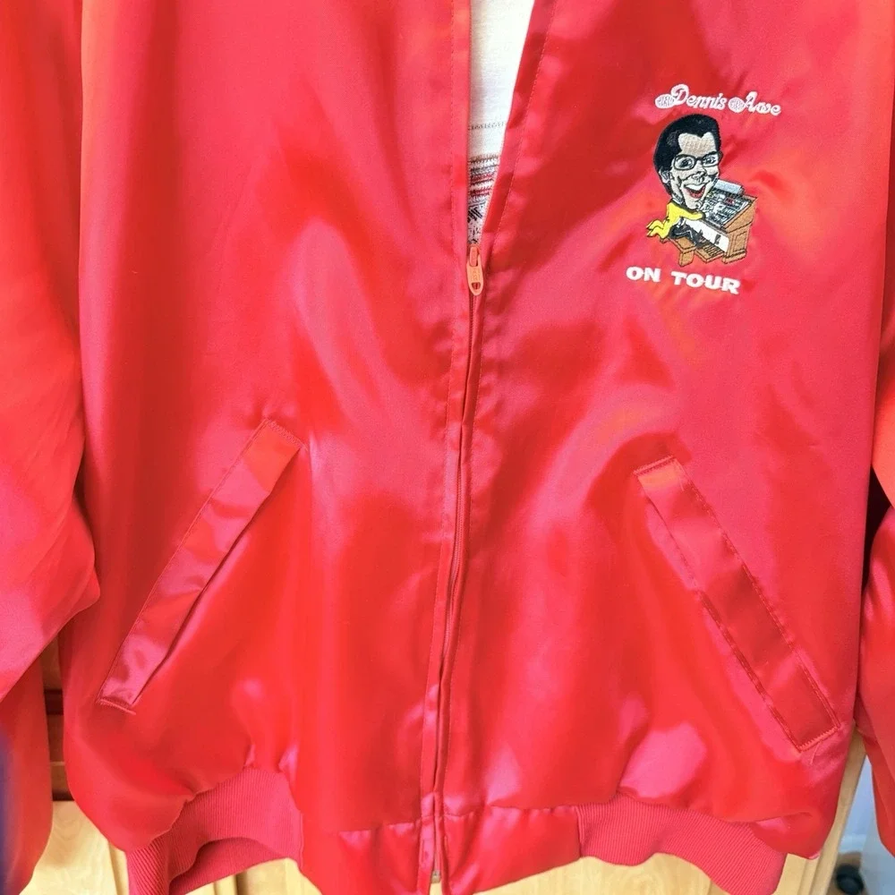 Vintage Dunbrooke Pla Jac Dennis Awe On Tour Satin Bomber Jacket Red‎ XL Organ